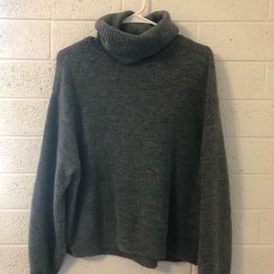 Turtle neck sweater